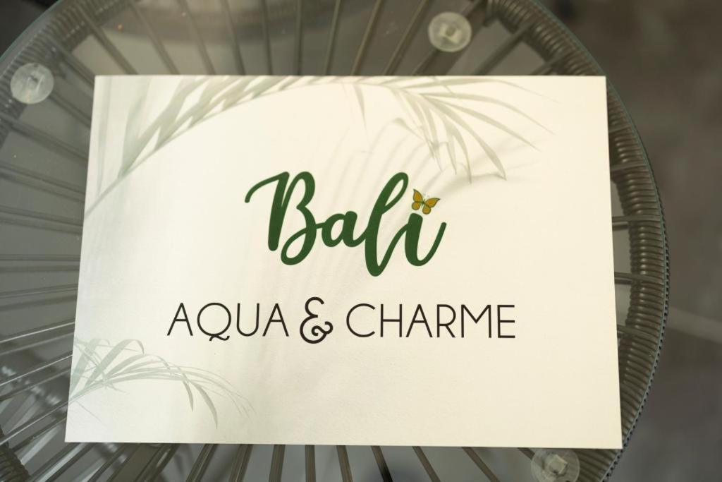 Bali Aqua&Charme Bed & Breakfast Gaeta Luaran gambar