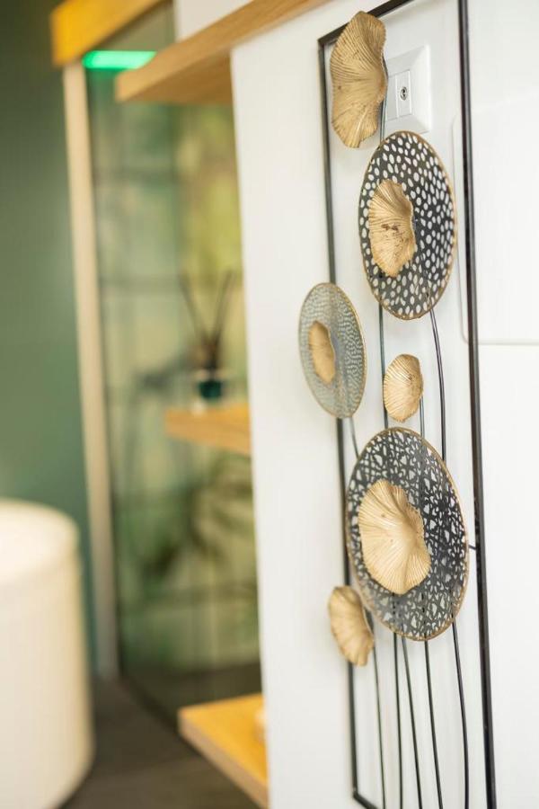 Bali Aqua&Charme Bed & Breakfast Gaeta Luaran gambar