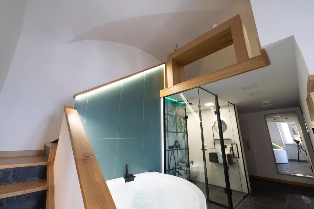 Bali Aqua&Charme Bed & Breakfast Gaeta Luaran gambar